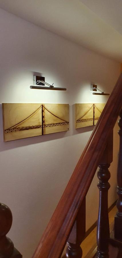 Casa Do Criativo Bed&Breakfast Almada Luaran gambar
