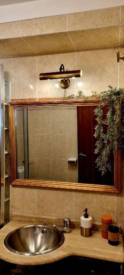 Casa Do Criativo Bed&Breakfast Almada Luaran gambar