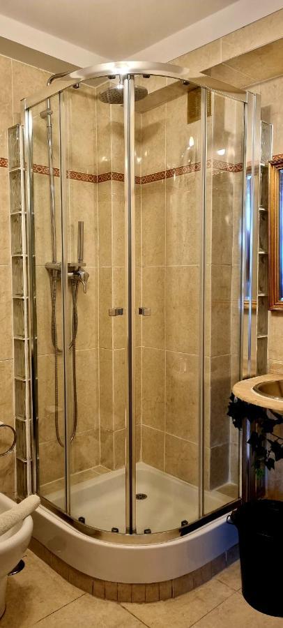 Casa Do Criativo Bed&Breakfast Almada Luaran gambar