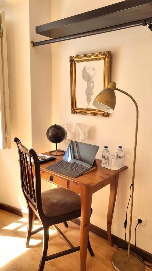 Casa Do Criativo Bed&Breakfast Almada Luaran gambar
