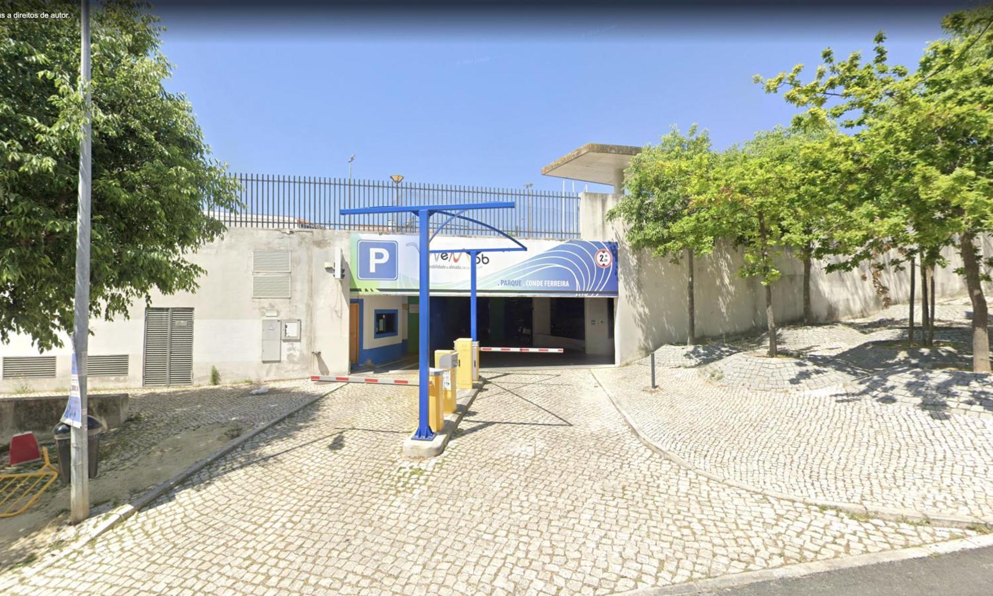 Casa Do Criativo Bed&Breakfast Almada Luaran gambar
